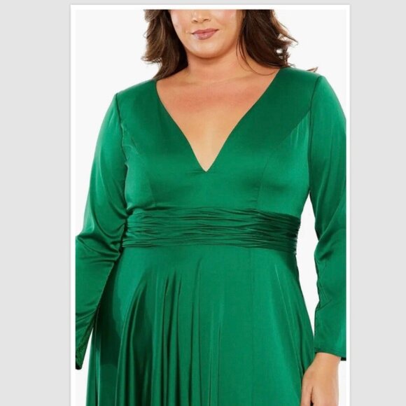 MAC DUGGAL 55245 LONG SLEEVE RUCHED WAIST A-LINE EMERALD GREEN GOWN sz 16 - Picture 3 of 12